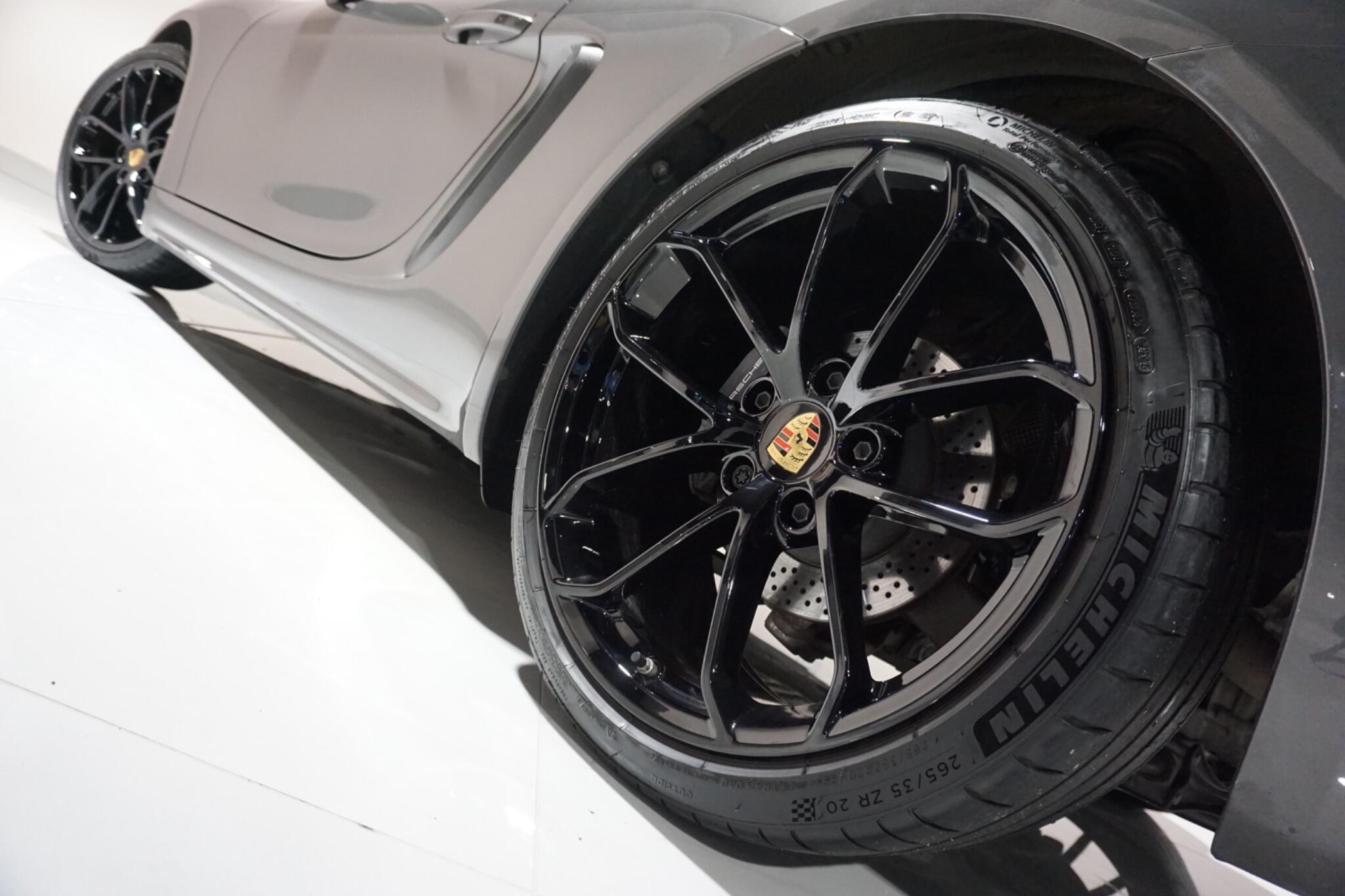 Porsche 718 Cayman 2.0T Style Edition Coupe 2dr Petrol PDK Euro 6 (s/s) (300 ps)